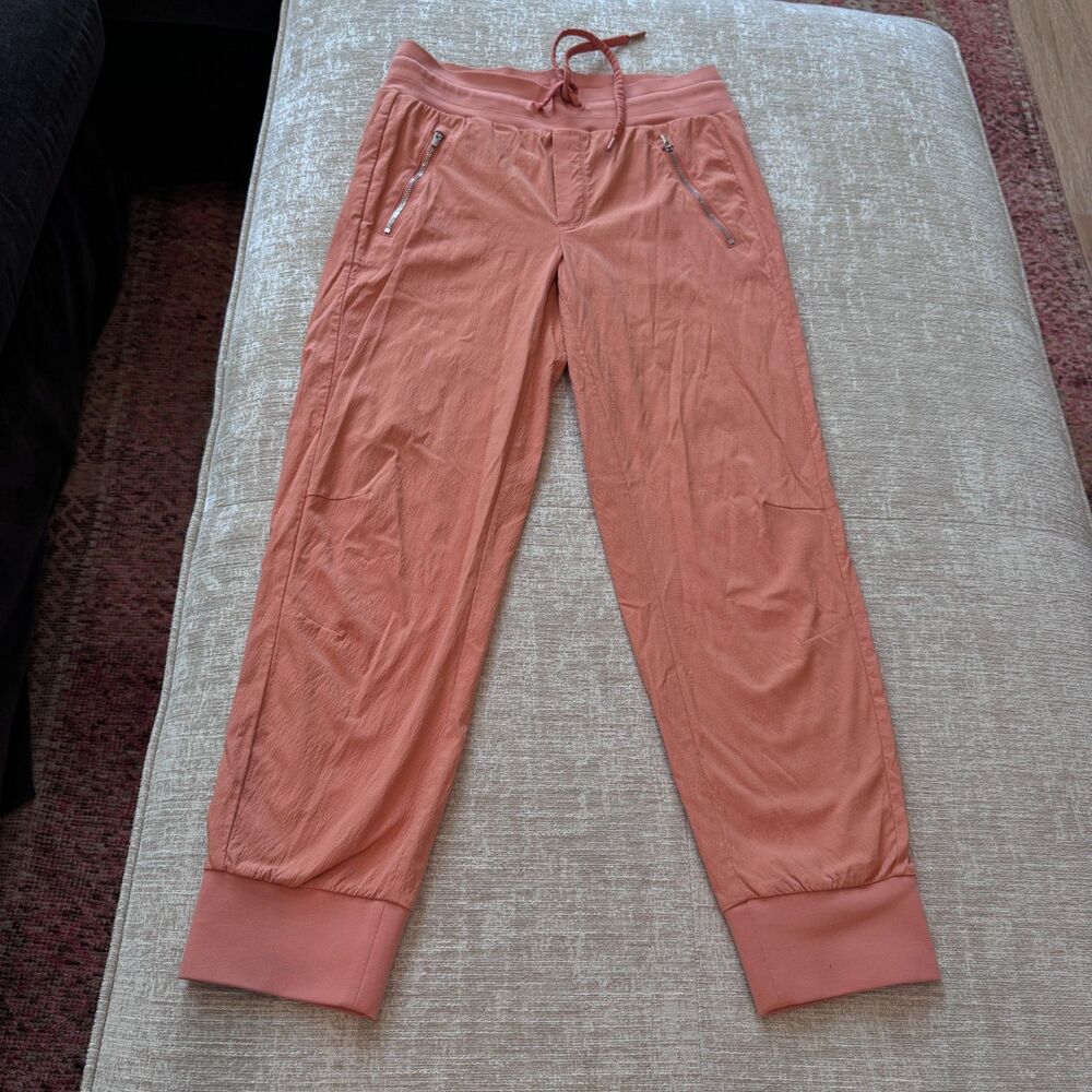 ATHLETA Trekkie North Crop Jogger Pants Size 4 Dusty Apricot